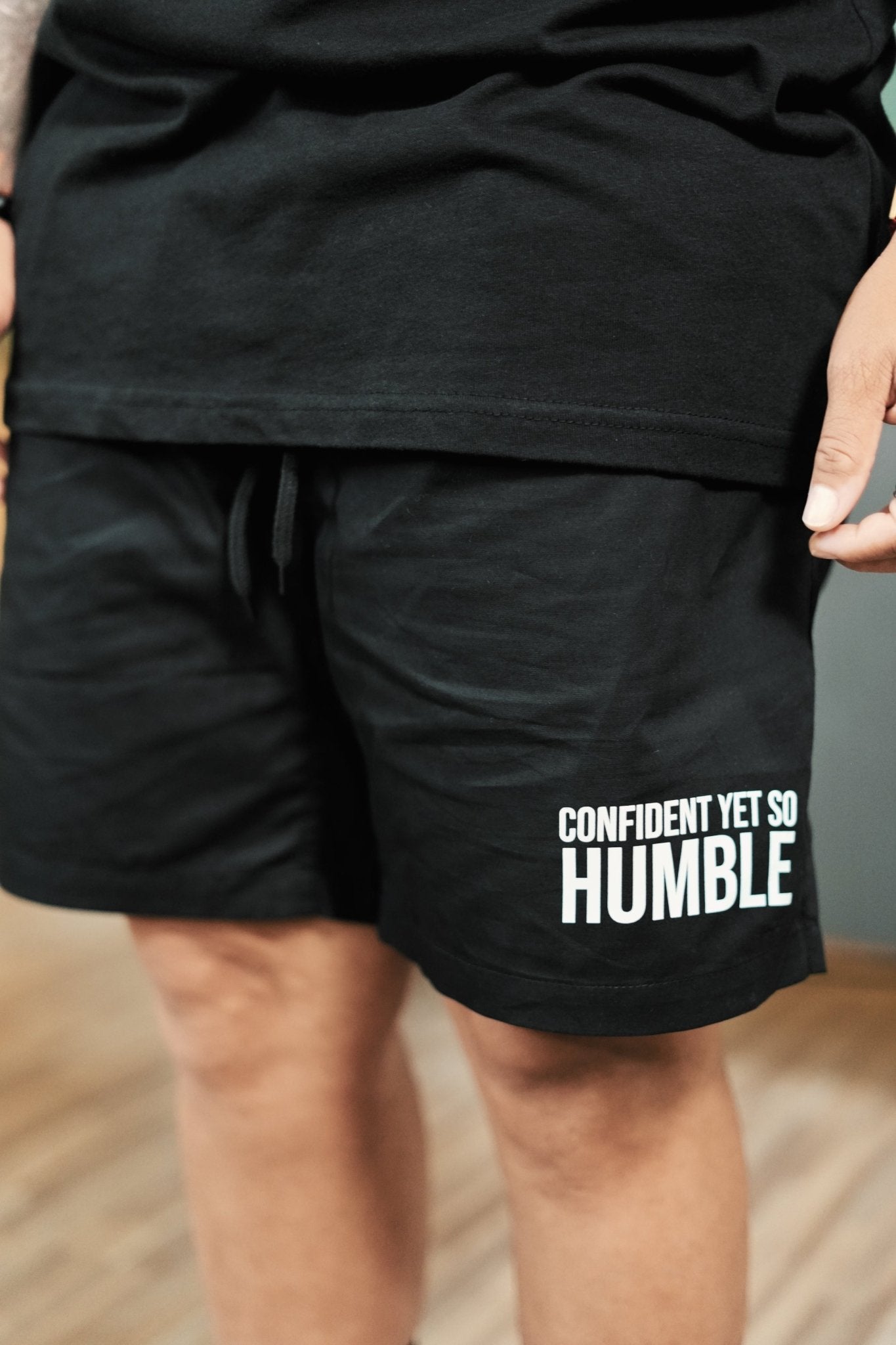 "Confident Yet So Humble" Men's Shorts - Humblecinema